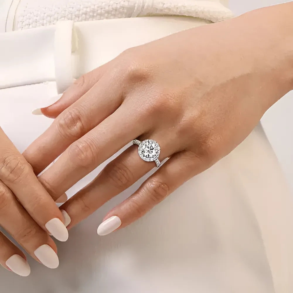 Amy - 2.80ct Round Diamond Engagement Ring