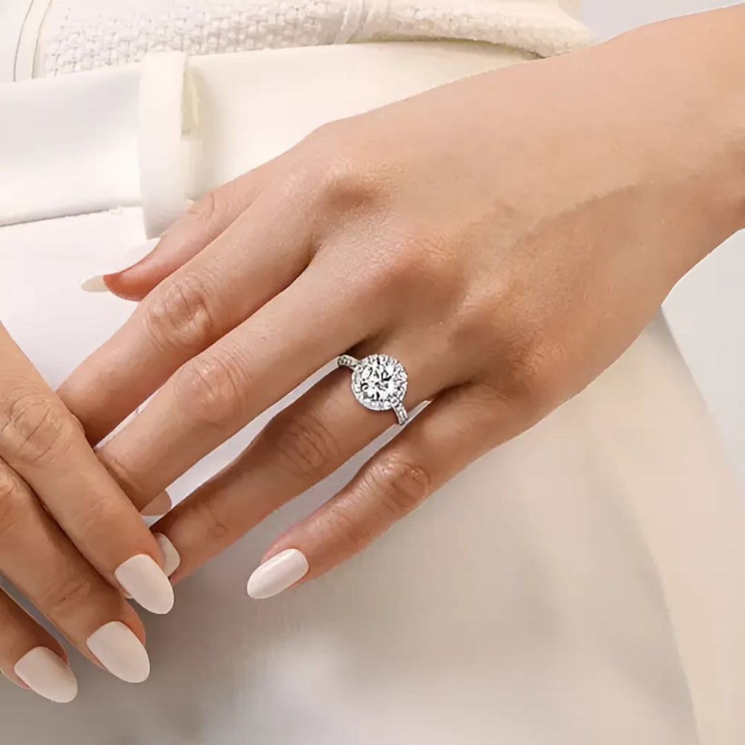 Amy - 2.80ct Round Diamond Engagement Ring