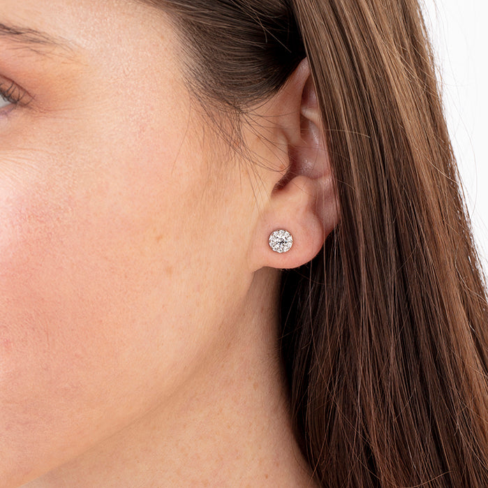 18K White Gold Hearts on Fire Fulfillment Stud Earrings
