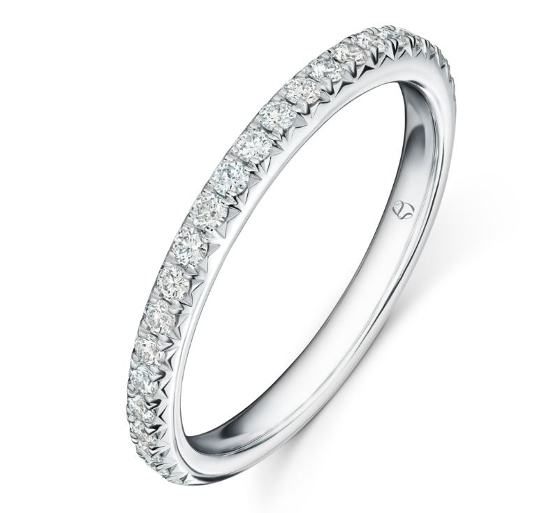 18K White Gold 0.55cttw VS GH HOF Vela French Cut Pave Band