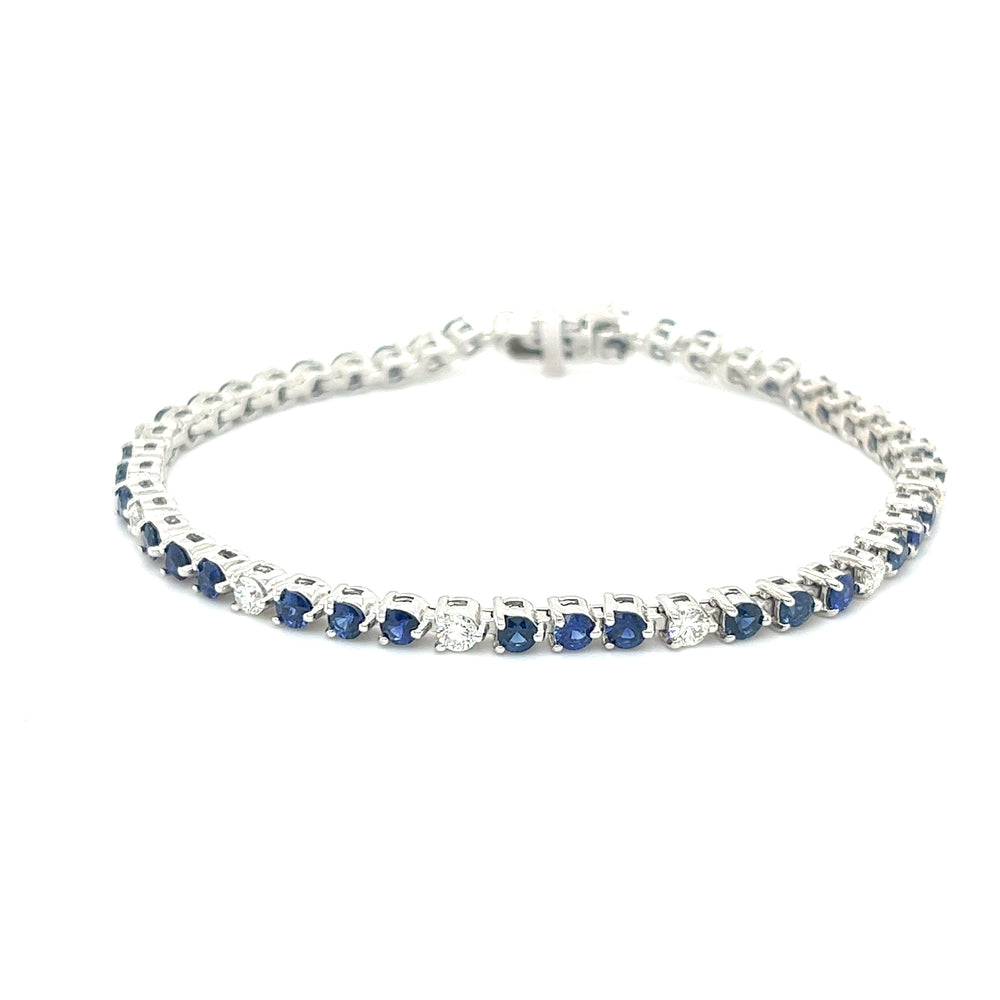 18K White Gold 0.96cttw Diamond & 3.20cttw Sapphire Bracelet