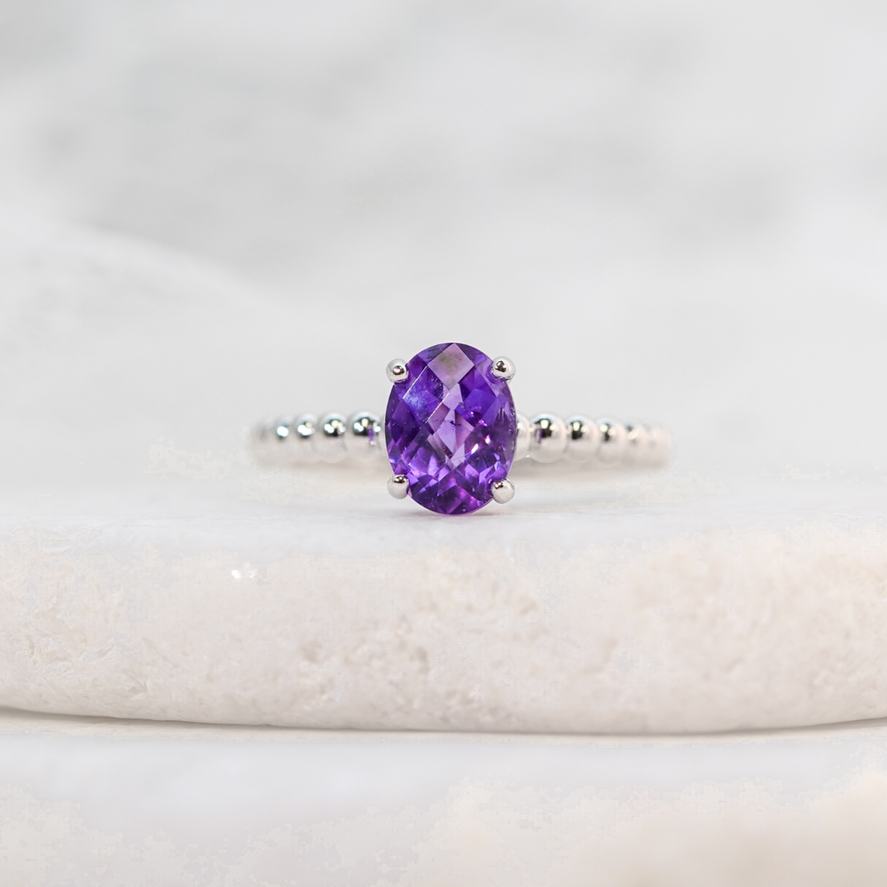 10K White Gold (1) 8x6mm Oval Checkerboard Cut Amethyst Beaded Band Fashion Ring Sz 6.75