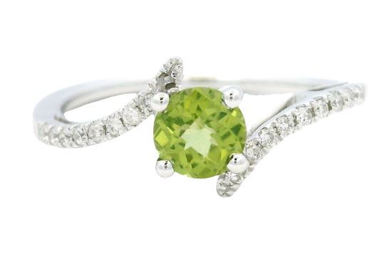 14K White Gold 0.50ct Peridot & 0.09cttw Diaond Ring