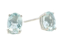 14K White Gold 1.02cttw 5x7mm Aquamarine Stud Earrings