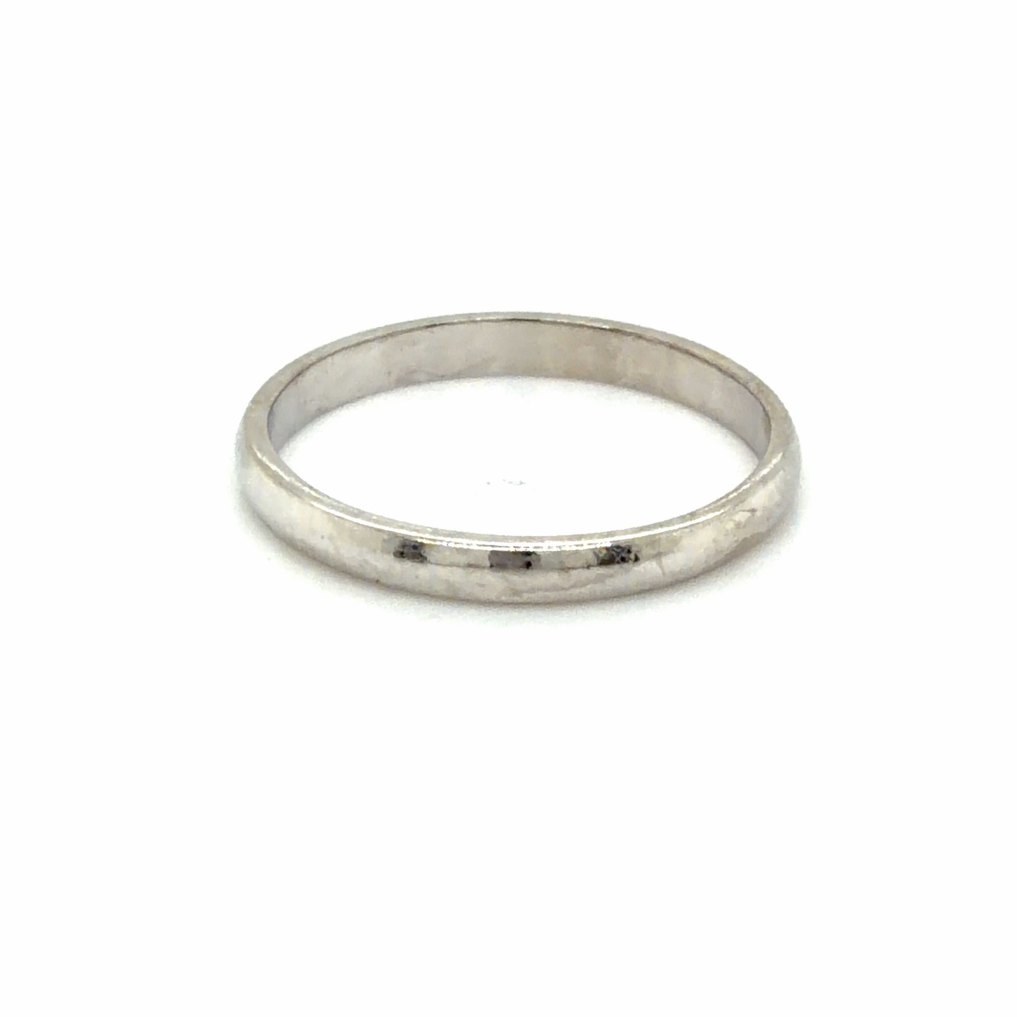 Estate 2mm White Gold Band