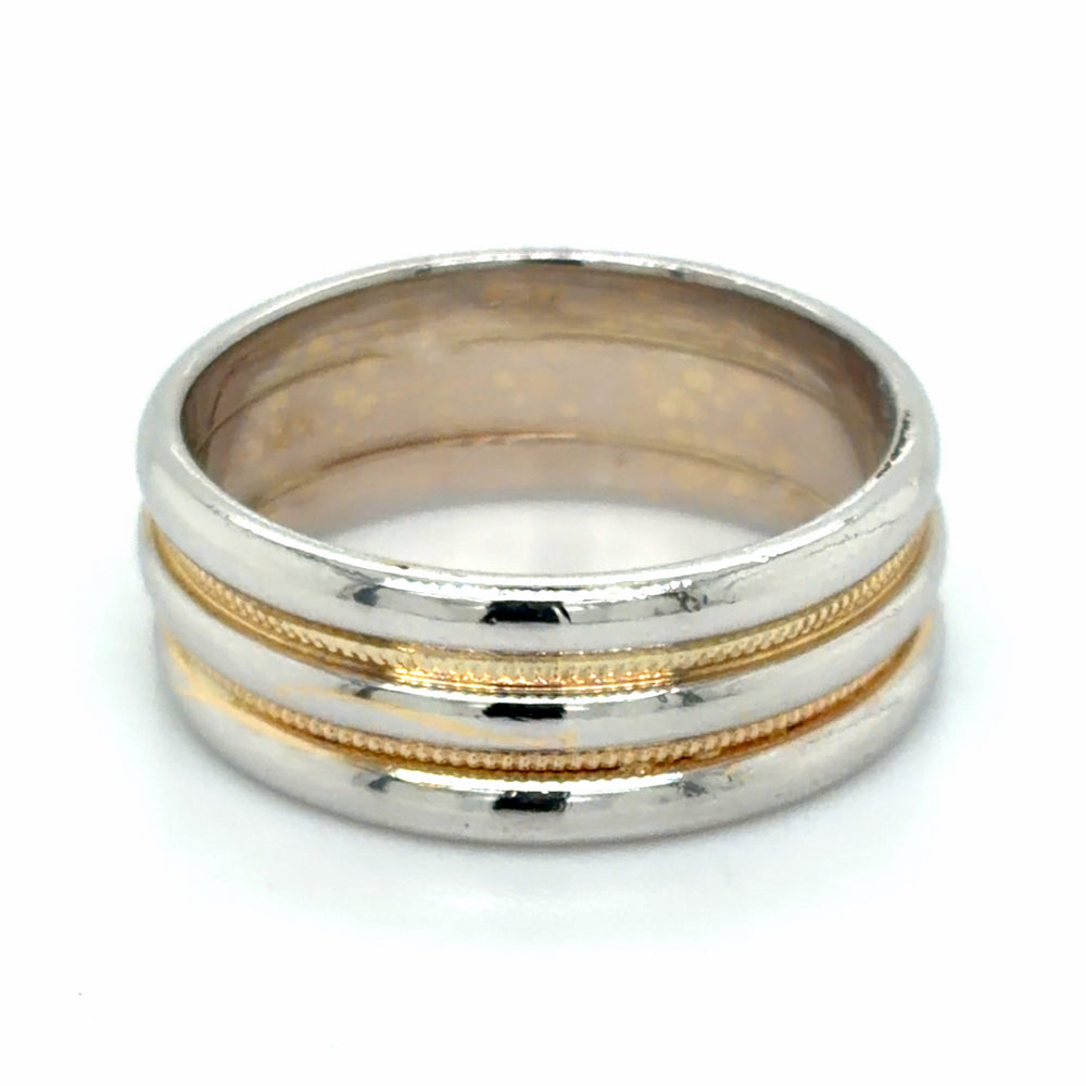 Estate size 7 Two-Tone Band with Milgrain Detail