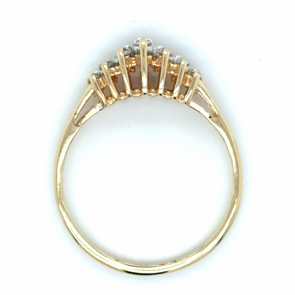 Estate 0.23cttw Diamond Rooftop Ring