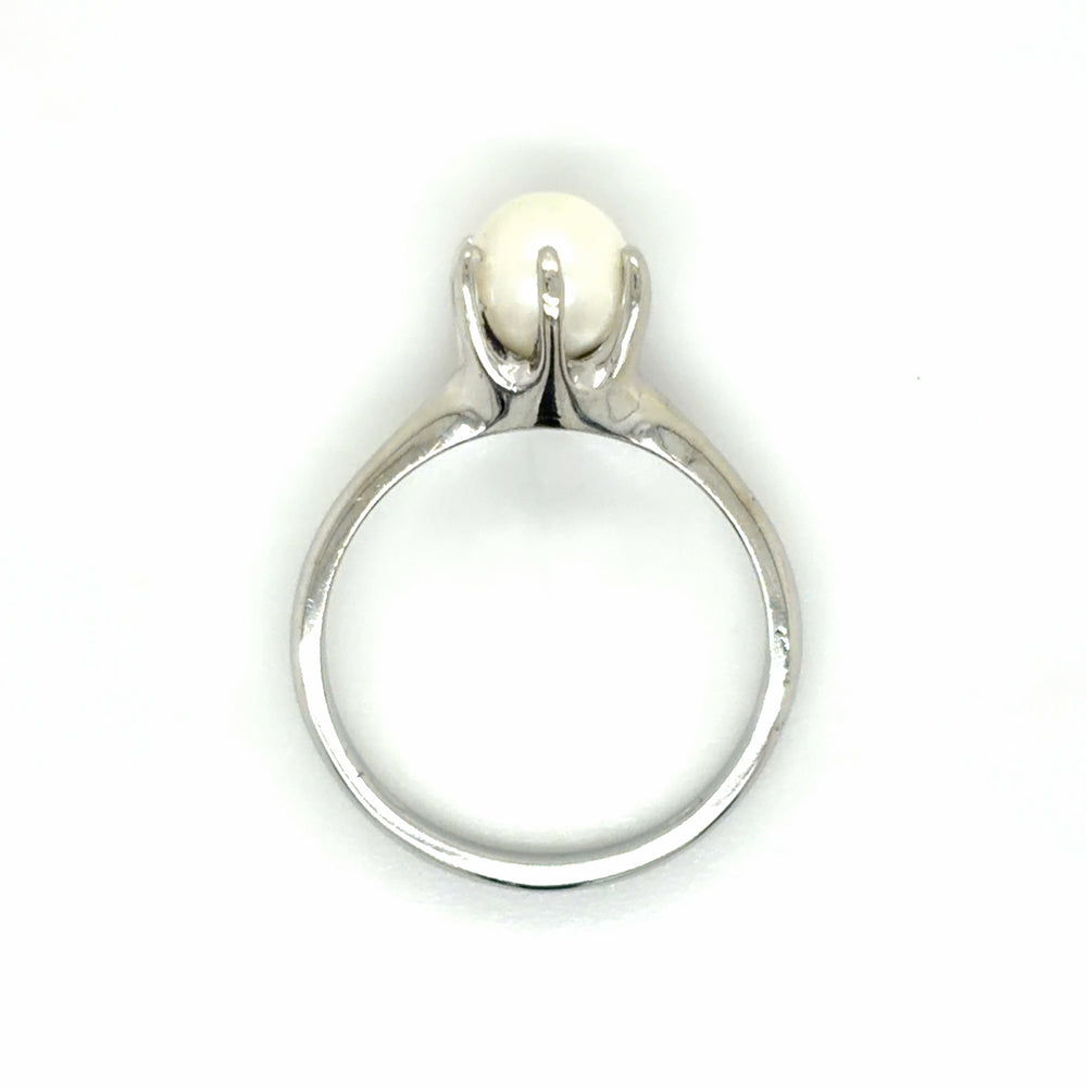 Estate Cultured Pearl Solitaire Ring
