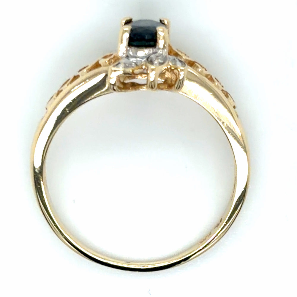 Estate Blue Sapphire Fashion Ring