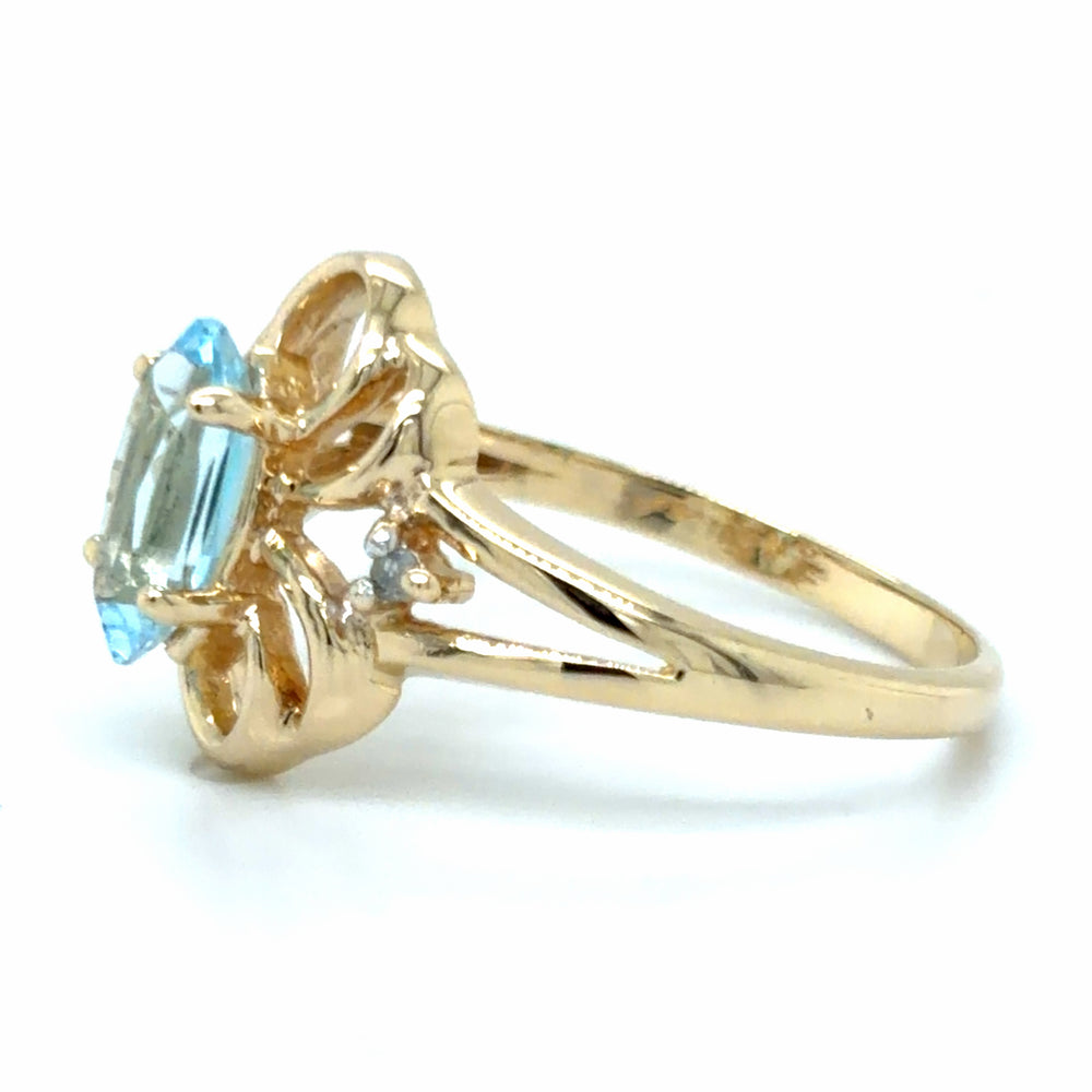 Estate Sky Blue Topaz Fashion Ring