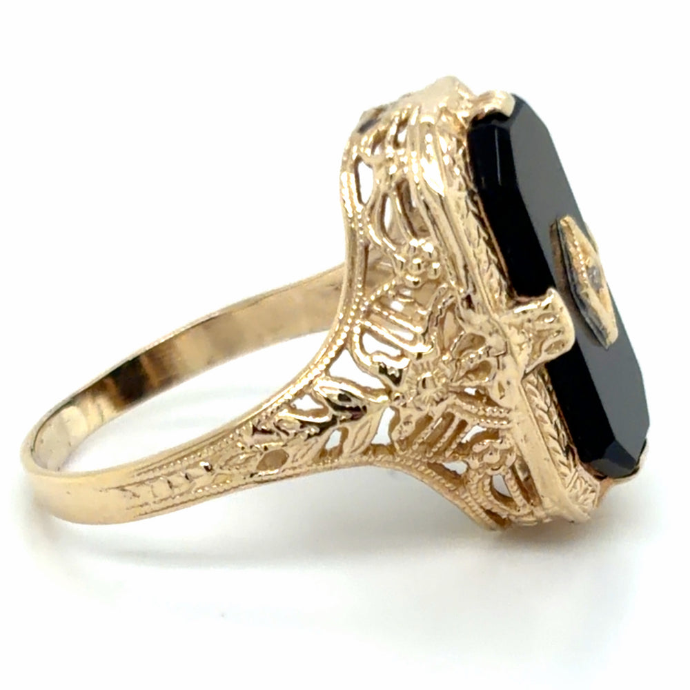 Estate Vintage Black Onyx Filigree Ring