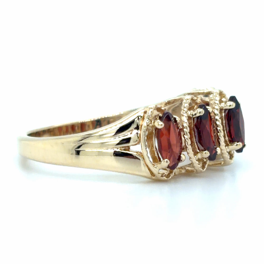 Estate Garnet Rooftop Ring