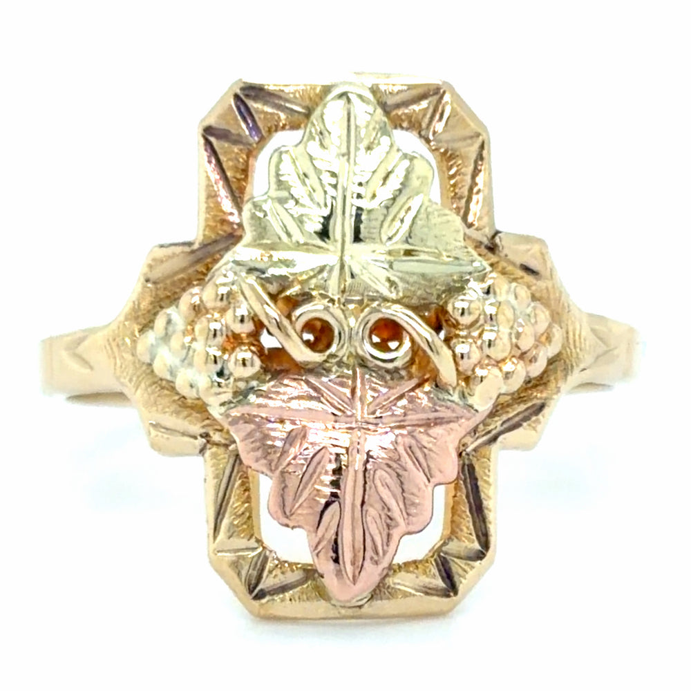 Estate Black Hills Gold Grape Leaves Fashion Ring