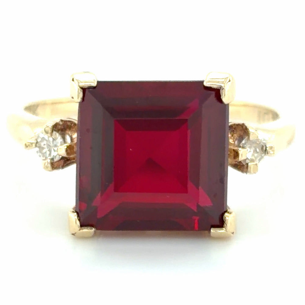 Estate Garnet Vintage Style Fashion Ring
