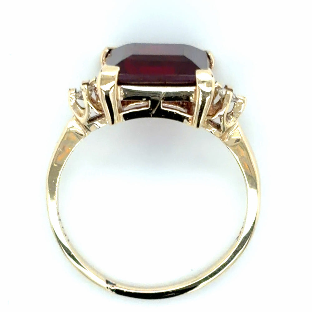 Estate Garnet Vintage Style Fashion Ring