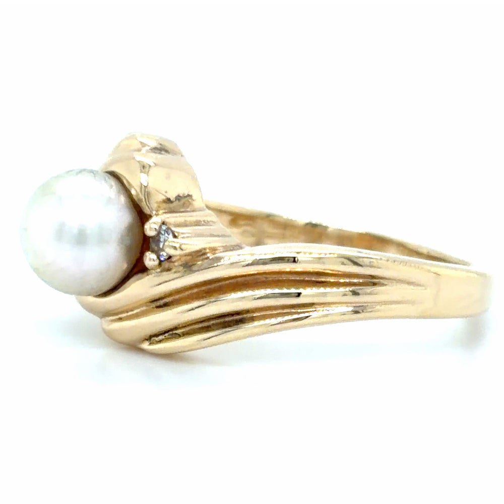 Estate Cultured Pearl Bypass Ring