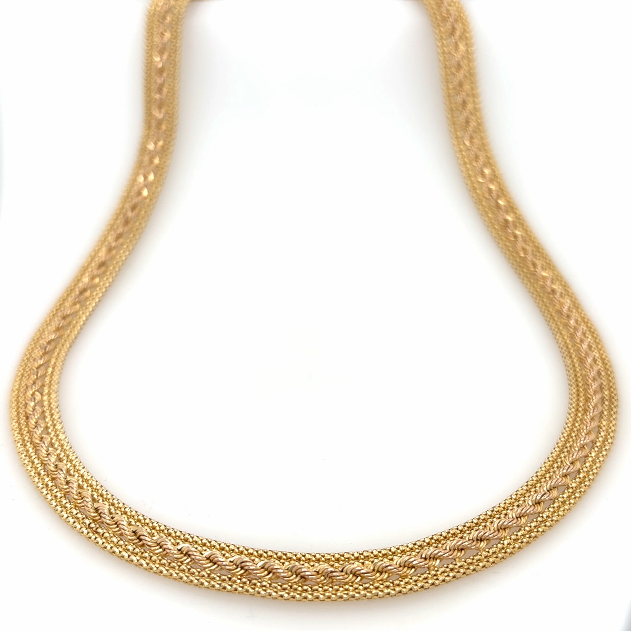 Estate 18" Flat Woven Collar