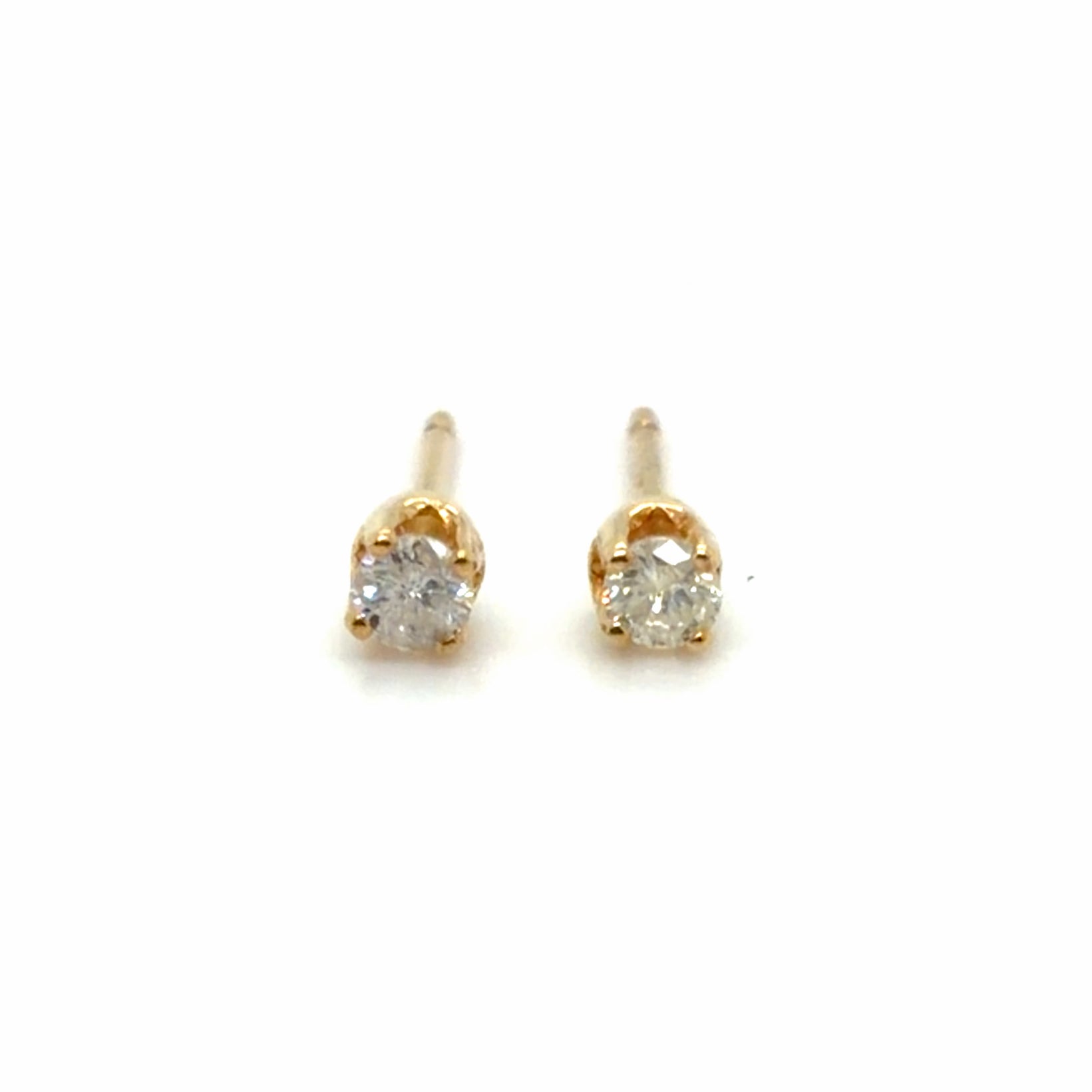 Estate Pair 0.10cttw Diamond Studs