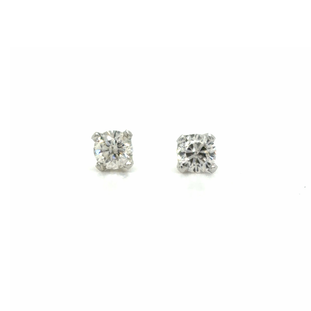 Estate 0.18cttw Diamond Studs
