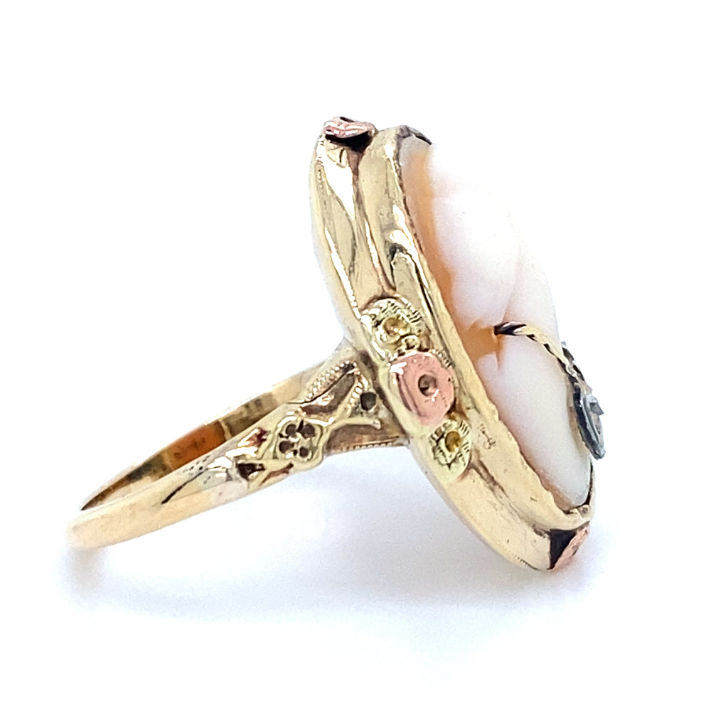 Estate Cameo Wearing Necklace Ring