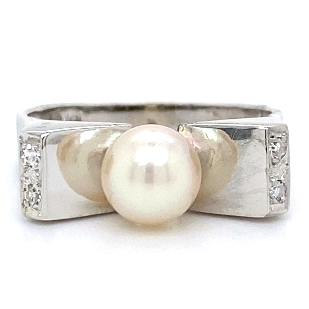 Estate Polished & Satin Finish Pearl Ring