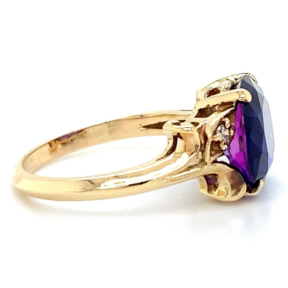 Estate Synthetic Color Change Sapphire Ring