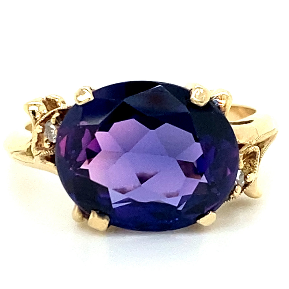 Estate Synthetic Color Change Sapphire Ring