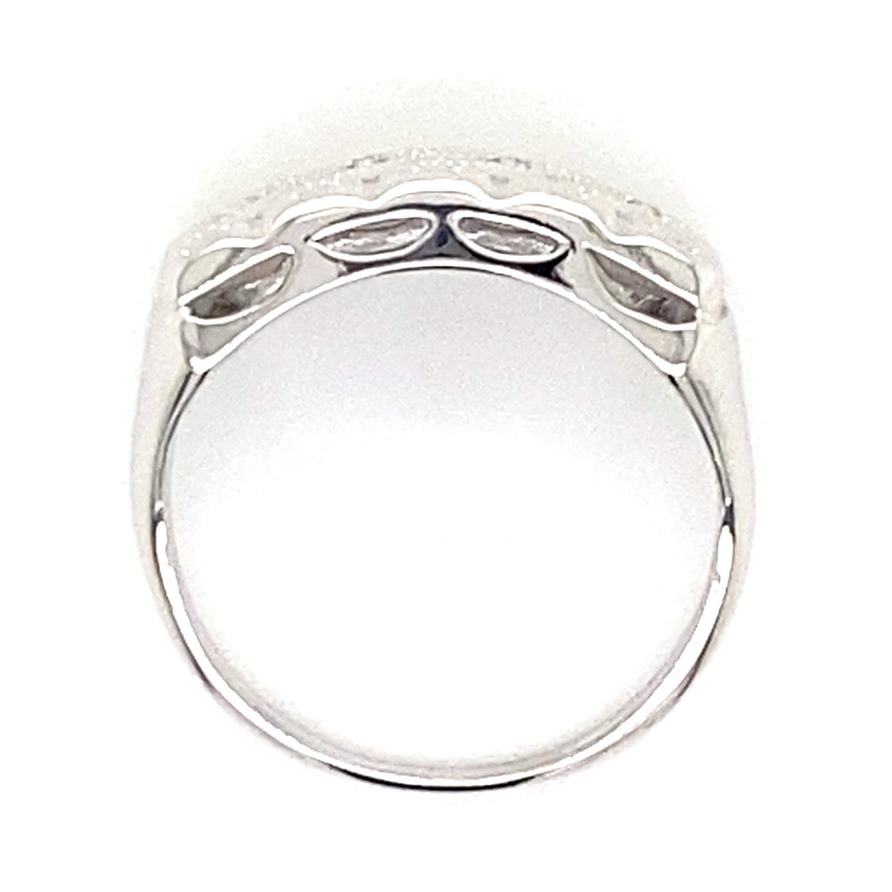 Estate Vintage Style Anniversary Band