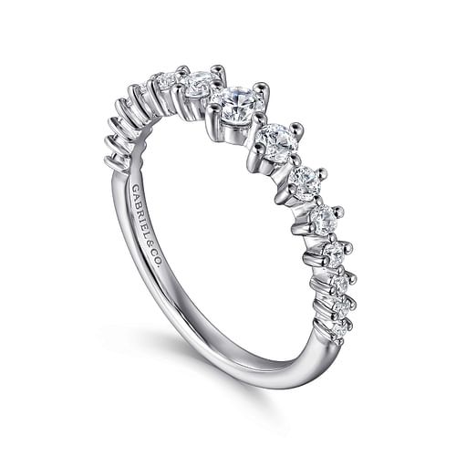 14K White Gold Graduating Diamond Classic Ladies Ring by Gabriel