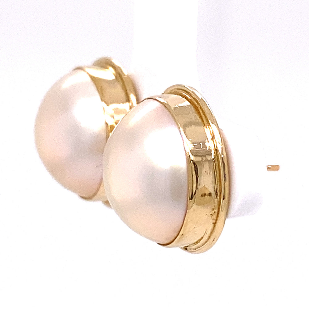 Estate Pair 14K YG Mabe' Pearl Button Stud Earrings