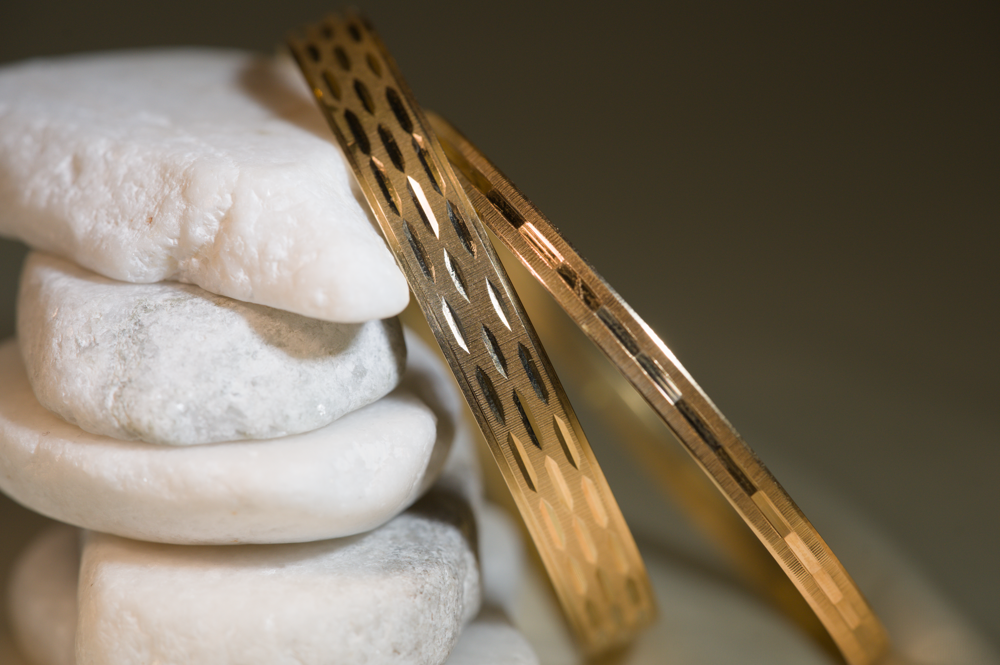 Estate Bolywood bangle 18k yellow gold