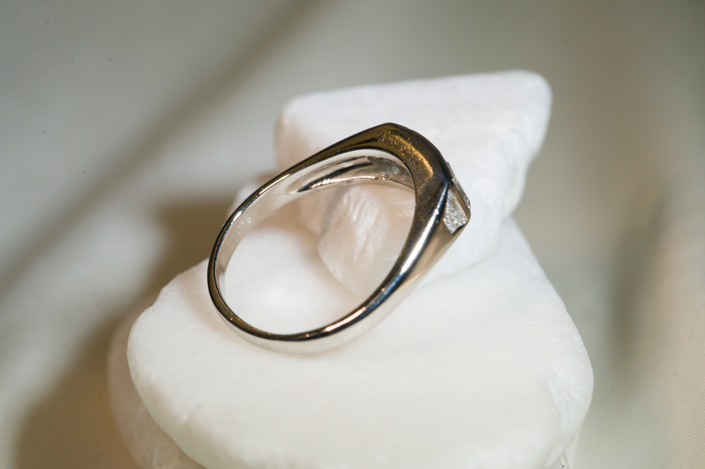 Estate Gent's Platinum Diamond Ring