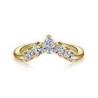 Reggio - Curved-14K Yellow Gold Pear Shape and Round Diamond Anniversary Band - 0.5 ct