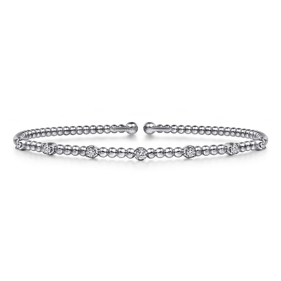 14K White Gold Bujukan Diamond Stations Bangle