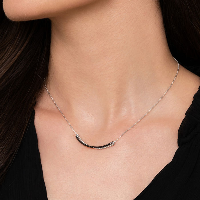 Black Spinel Bujukan Bar Necklace