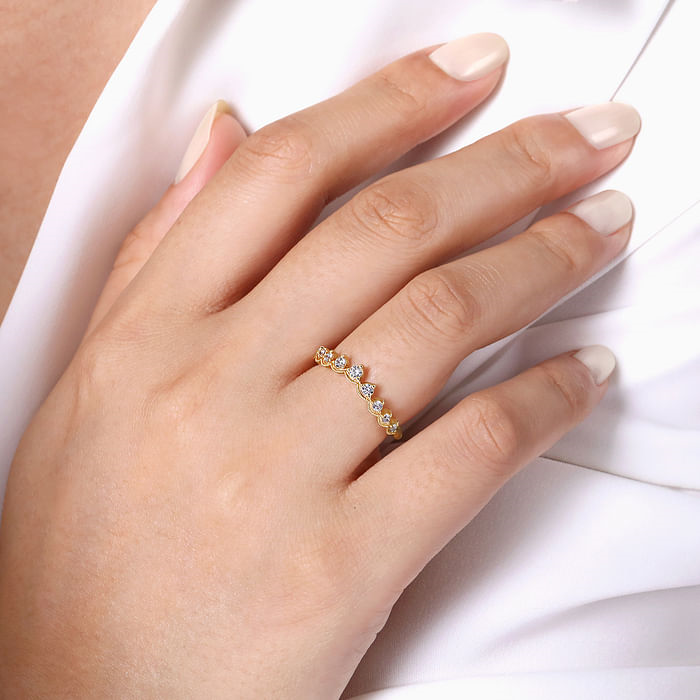 Yellow Gold Vintage Inspired Curved Diamond Anniversary Band