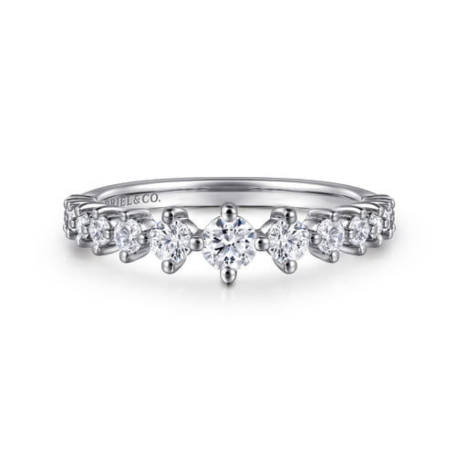 14K White Gold Graduating Diamond Classic Ladies Ring by Gabriel