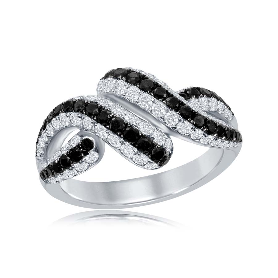 18K White Gold 0.57cttw Fancy Black Diamond & 0.88cttw Diamond Ring