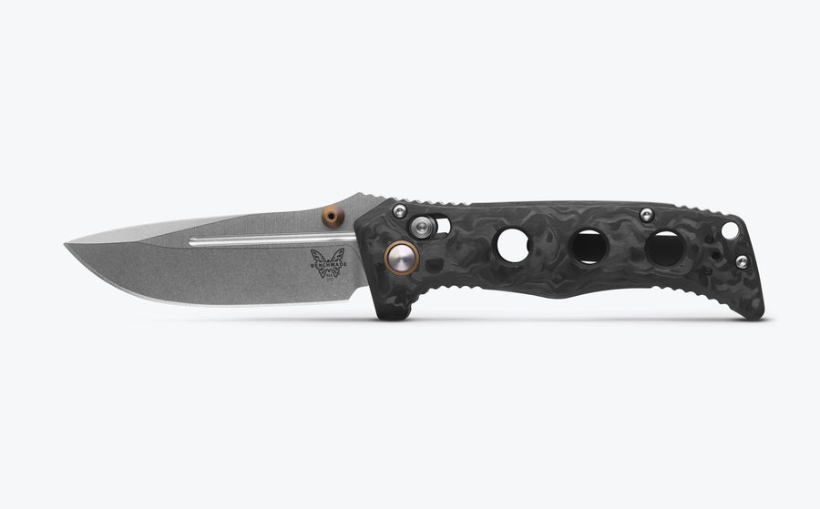 Mini Adamas CPM-CruWear Blade with Marbled Cabon Fiber Handle by Benchmade
