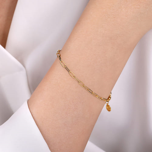 14K Yellow Gold Hollow Paperclip Chain Bracelet 7" by Gabriel
