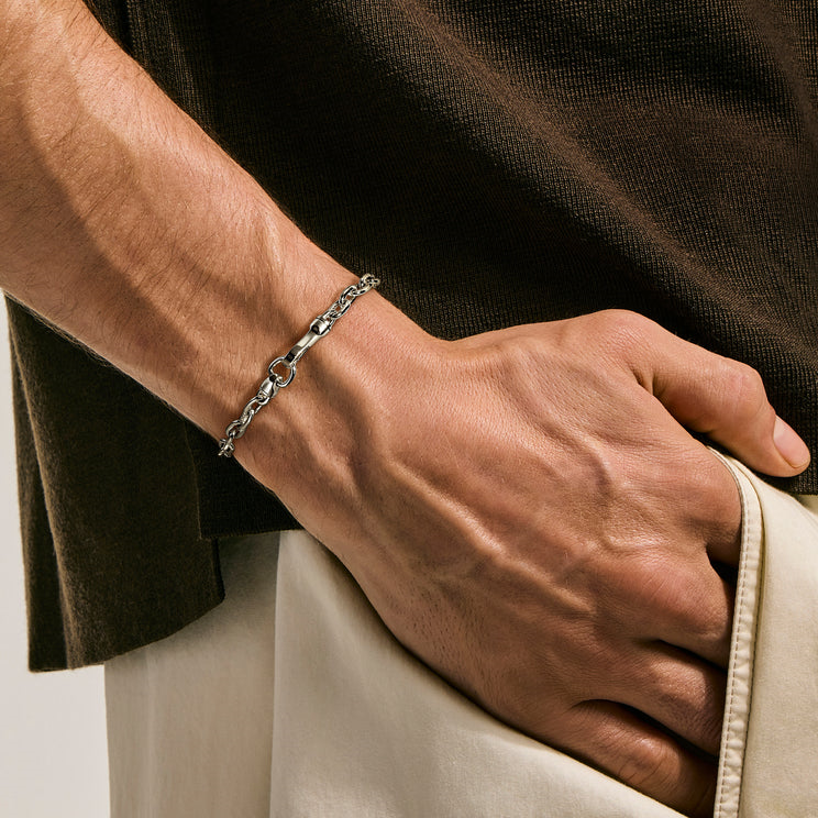 Chains Oval Silver 5x8.7mm Link Bracelet with Hook Clasp Sz L by John Hardy
