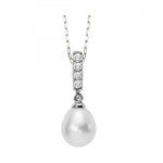 Freshwater Pearl & Crystal Necklace