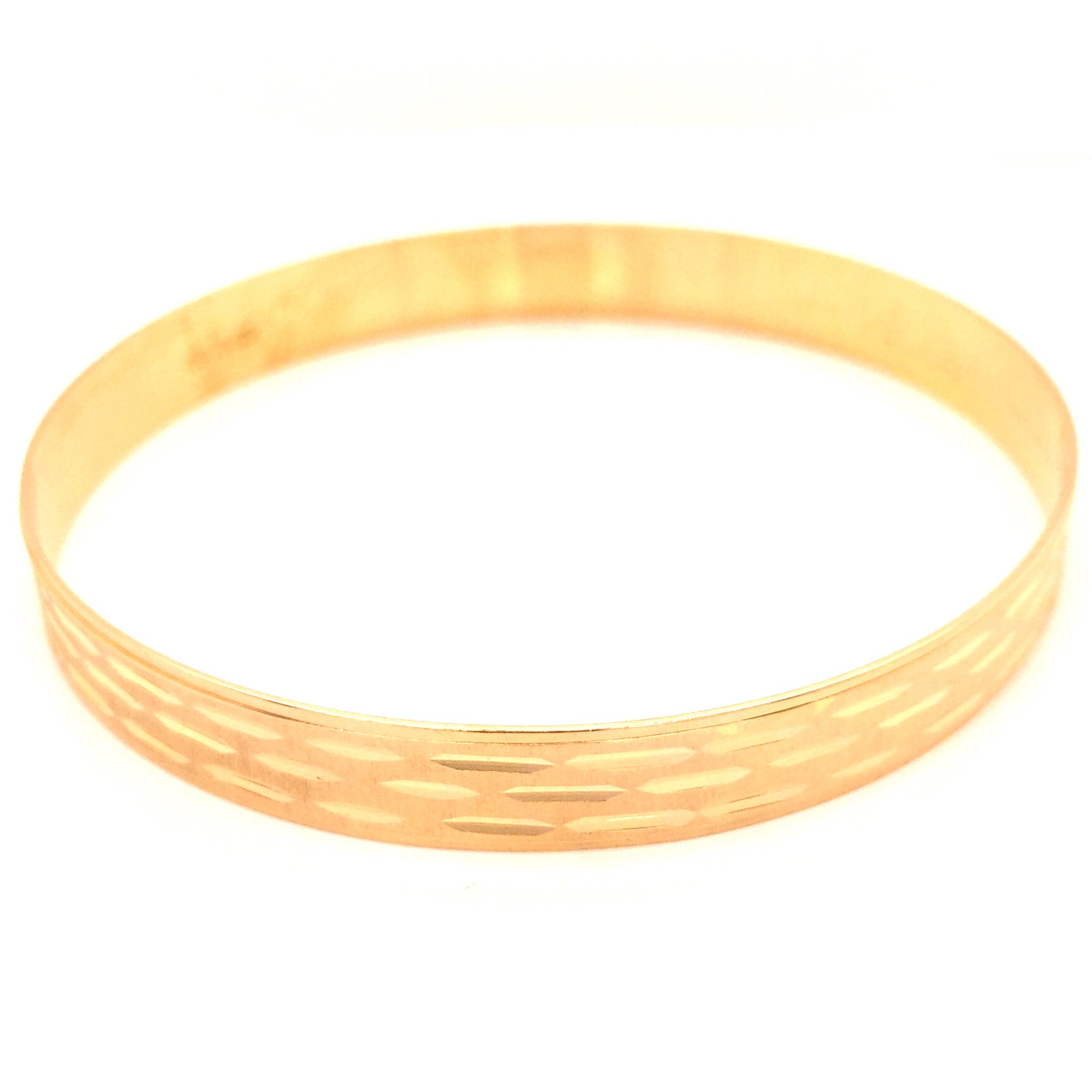 Estate 18K Gold 8mm Bangle