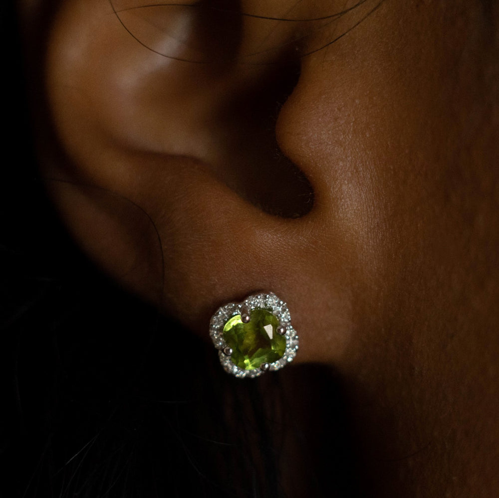 14K White Gold Peridot & Diamond Stud Earrings