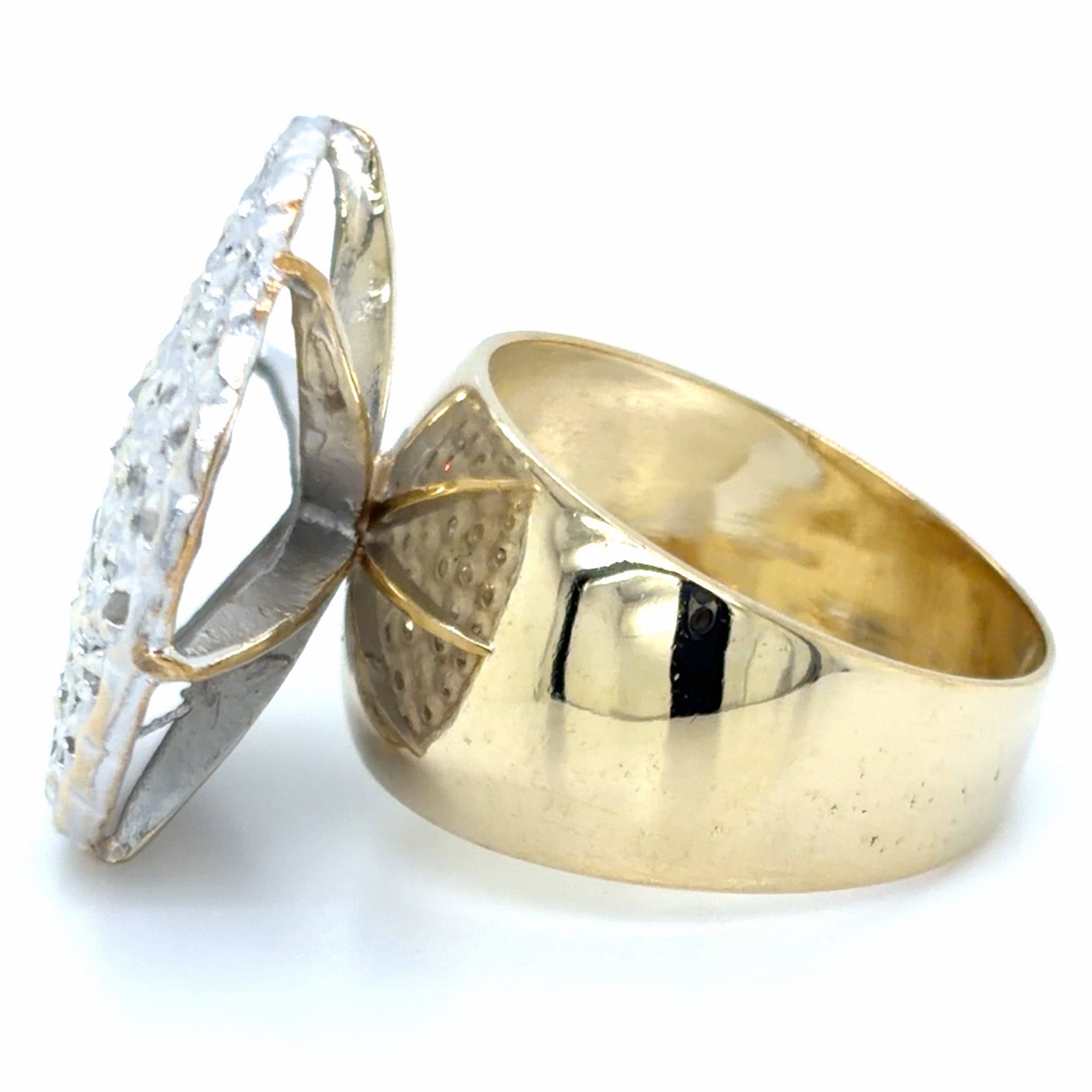 Estate Diamond Large Circle Cluster Ring