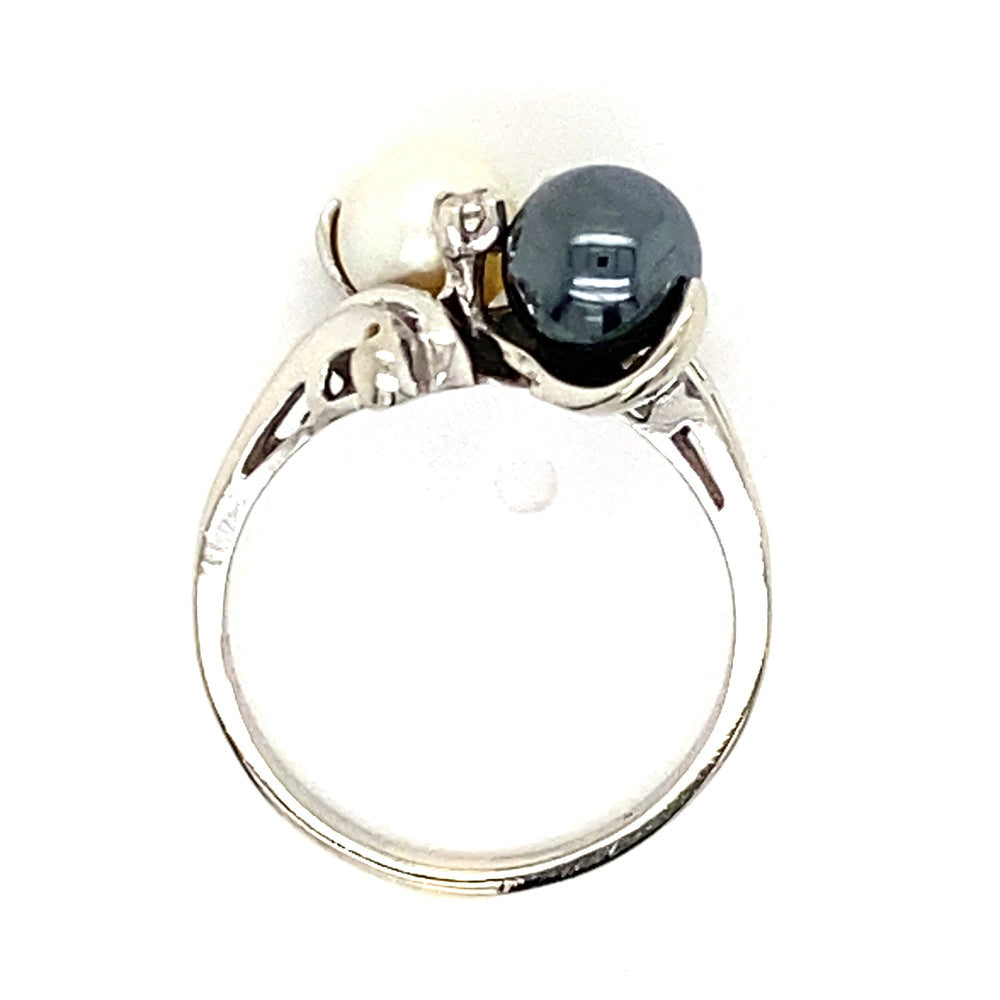 Estate Black & White Ring