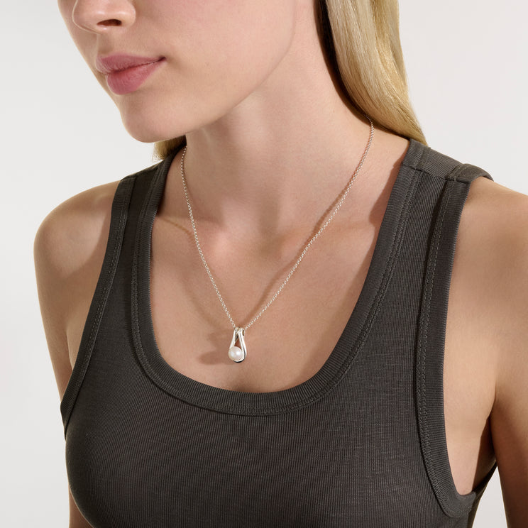 Surf Silver Pendant with Cultured Fresh Water Pearl on Rolo Chain by John Hardy