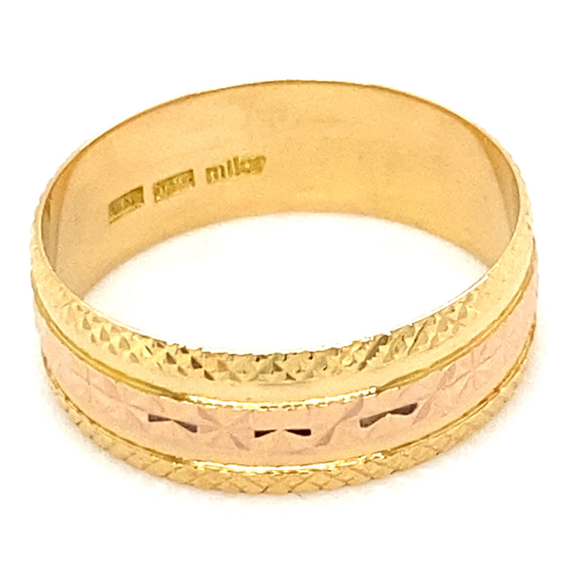 Estate 18K Diamond Cut Band