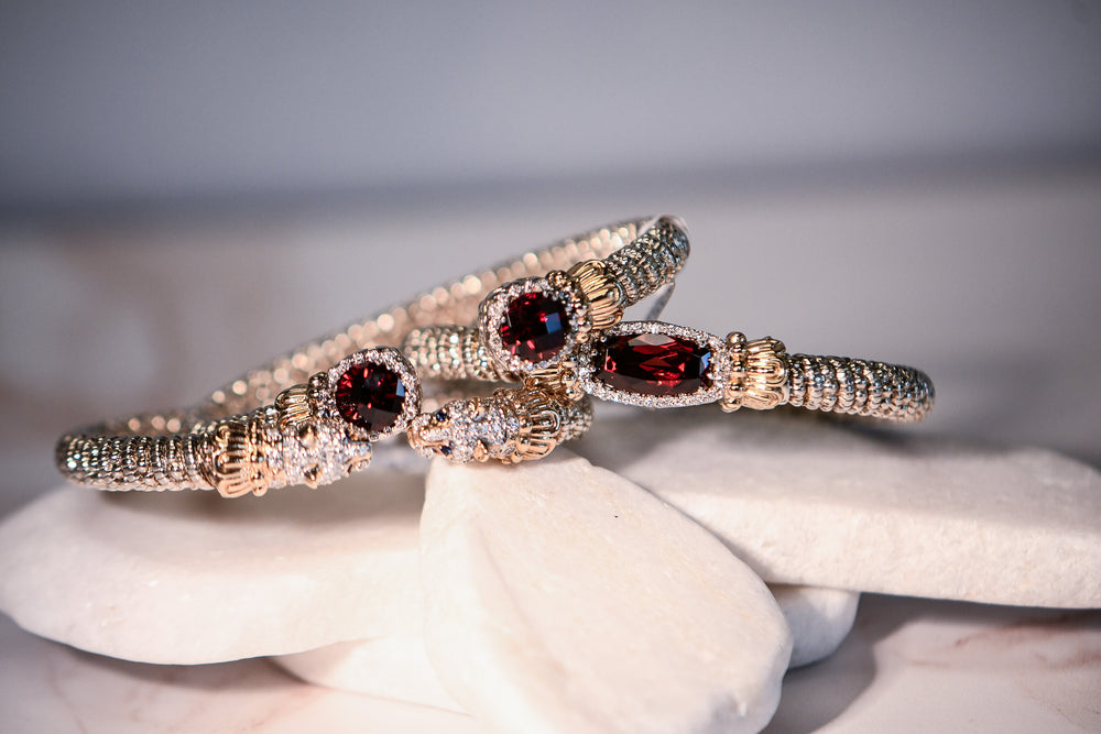 Gucci Strawberry ring, Women's Jewelery