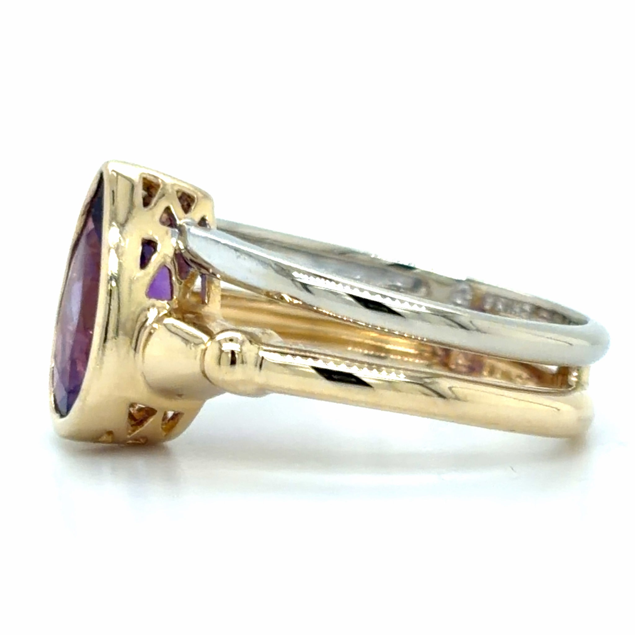 Estate Pear Shaped Amethyst Fashion Ring